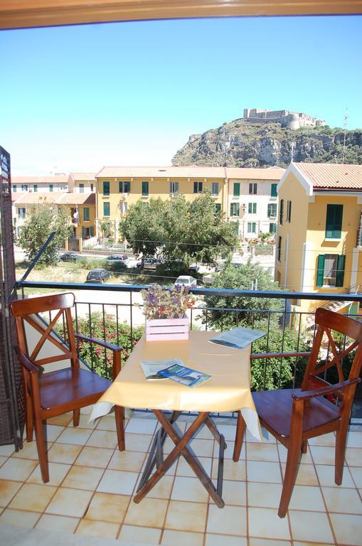 Castello Di Sotto Bed and Breakfast Milazzo Exteriör bild