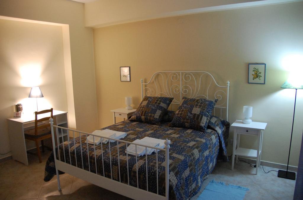 Castello Di Sotto Bed and Breakfast Milazzo Exteriör bild